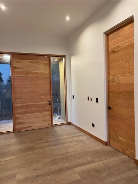 Puertas Enchapadas Tulipa de Lenga